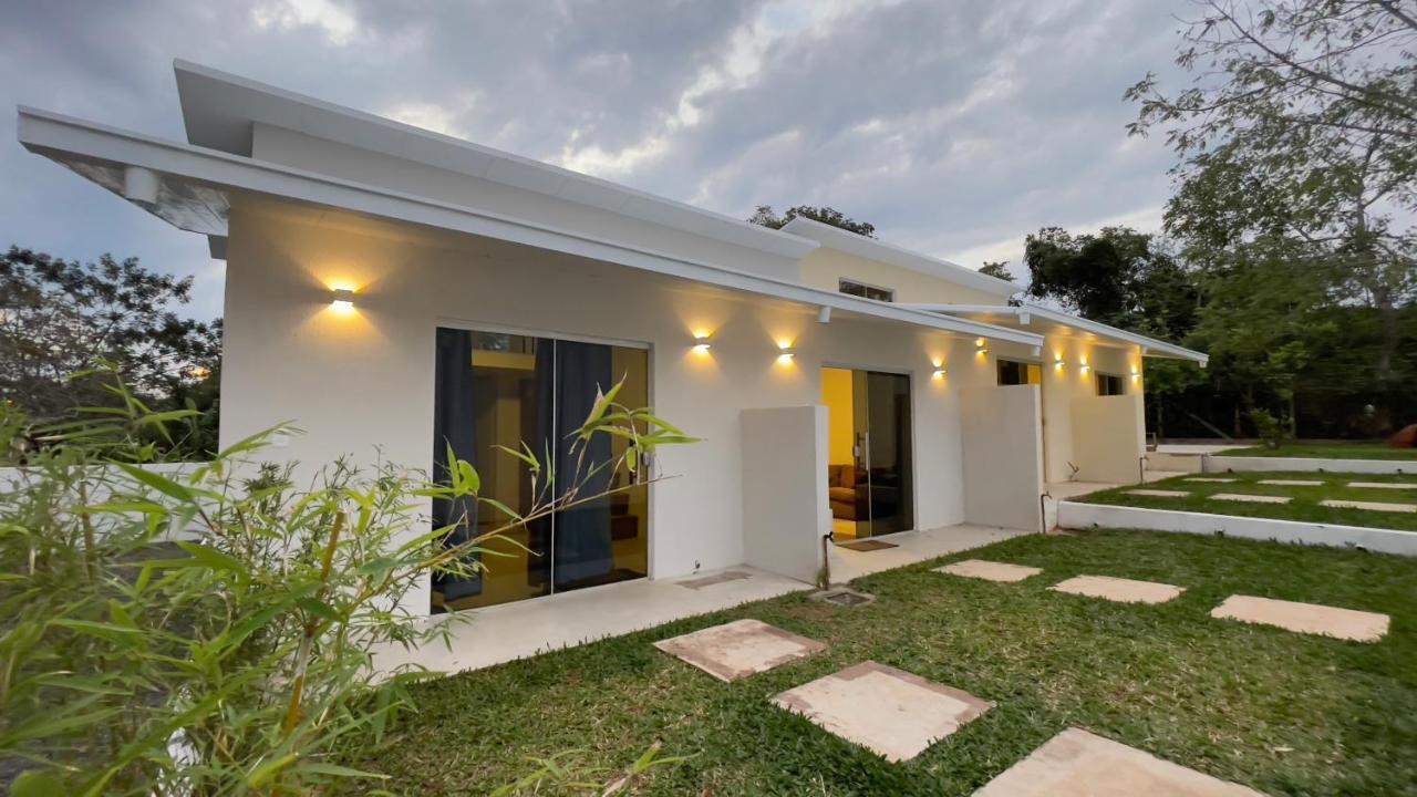 Tiny Houses En Asuncion. Zona Aeropuerto-Rakiura Luque Buitenkant foto